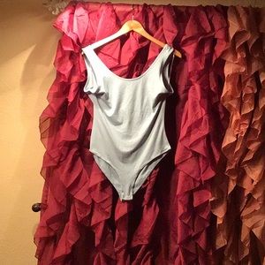 Body Suit Bundle 🌺 1 free gift